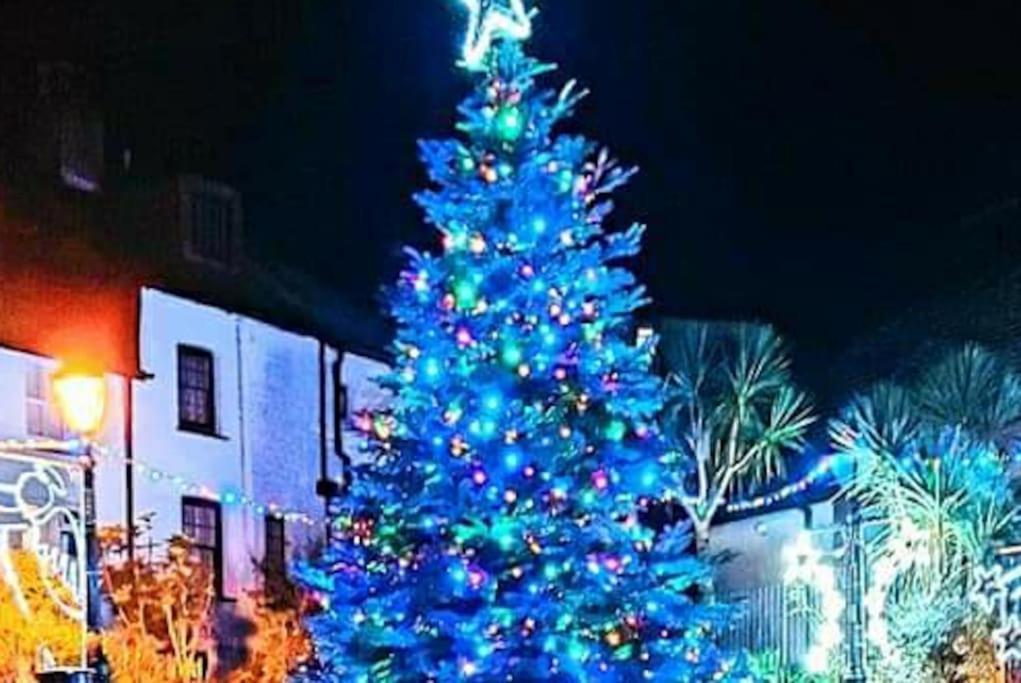 Bijou Coastal Apartment In Polperro With Hot Tub Onsite Parking Downhill Walk To Village Kültér fotó