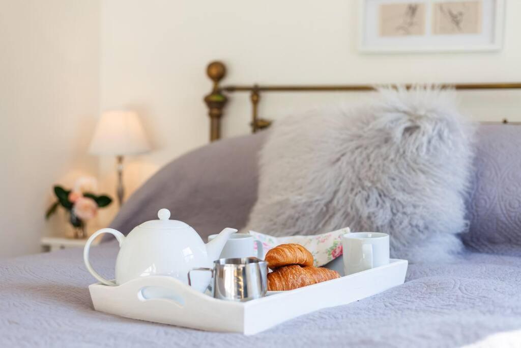 Bijou Coastal Apartment In Polperro With Hot Tub Onsite Parking Downhill Walk To Village Kültér fotó