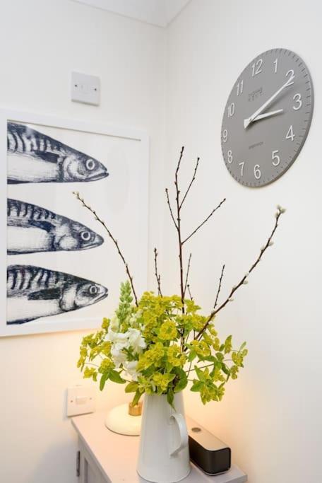 Bijou Coastal Apartment In Polperro With Hot Tub Onsite Parking Downhill Walk To Village Kültér fotó