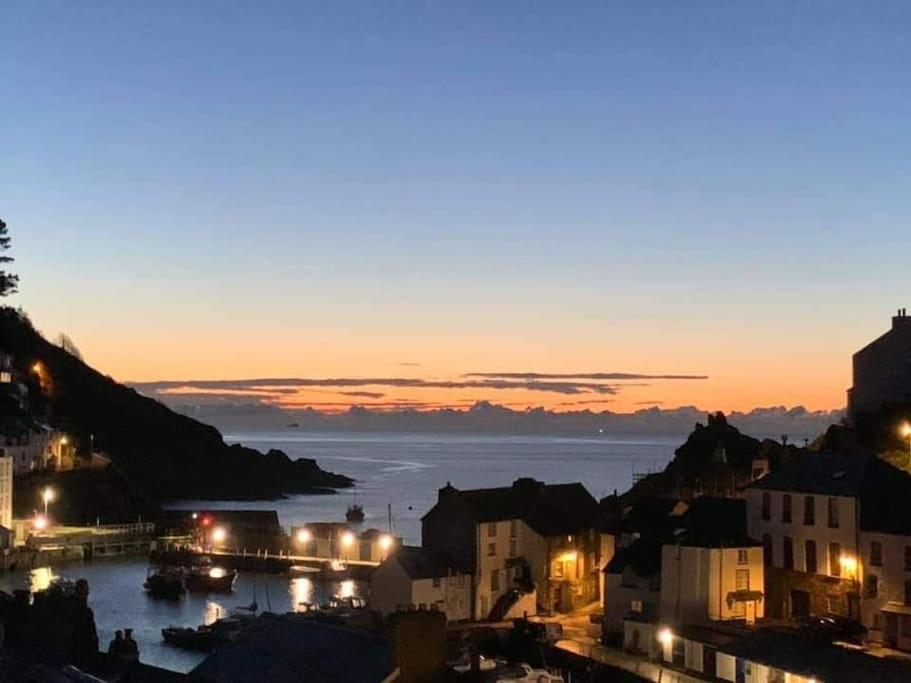 Bijou Coastal Apartment In Polperro With Hot Tub Onsite Parking Downhill Walk To Village Kültér fotó