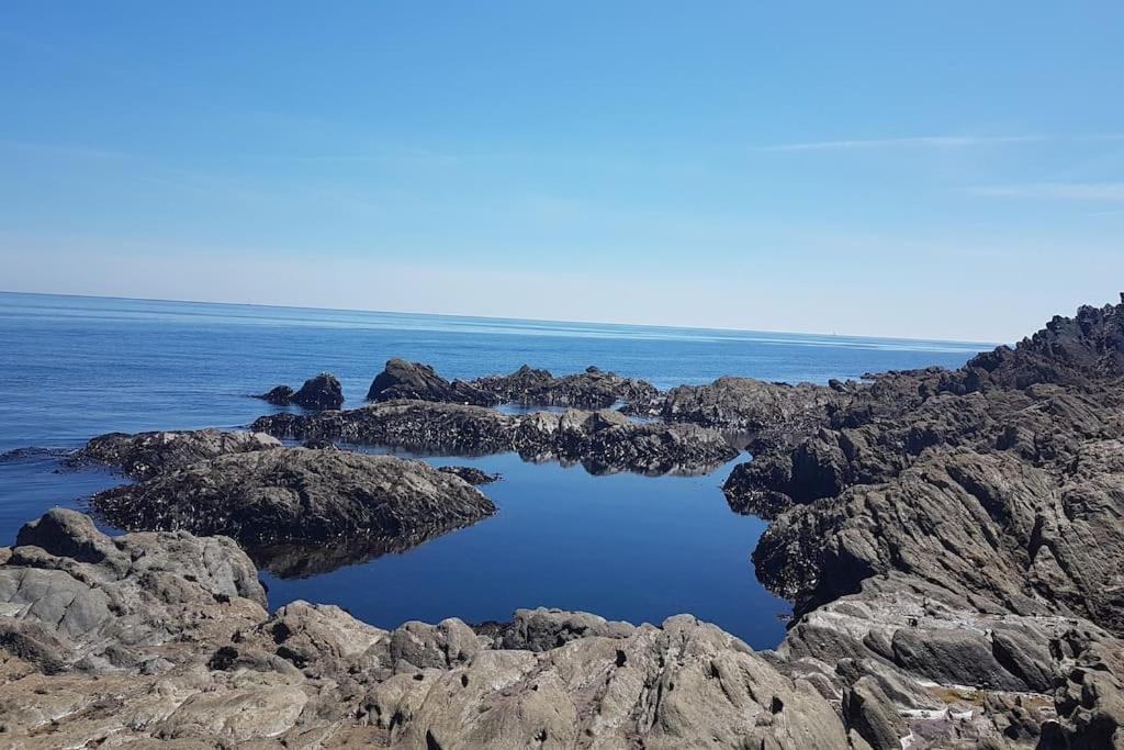 Bijou Coastal Apartment In Polperro With Hot Tub Onsite Parking Downhill Walk To Village Kültér fotó
