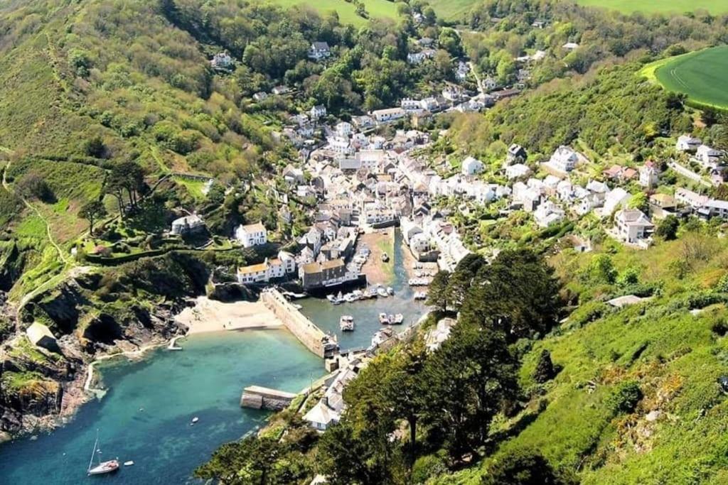 Bijou Coastal Apartment In Polperro With Hot Tub Onsite Parking Downhill Walk To Village Kültér fotó