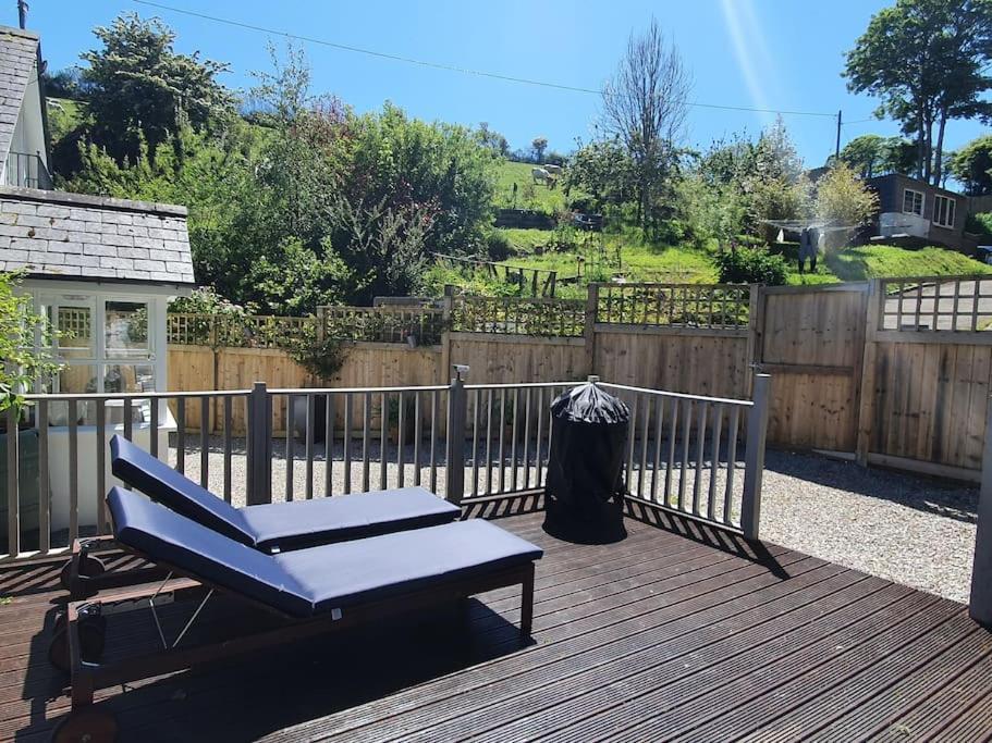 Bijou Coastal Apartment In Polperro With Hot Tub Onsite Parking Downhill Walk To Village Kültér fotó